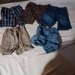 5 Lot of  3T Size shorts